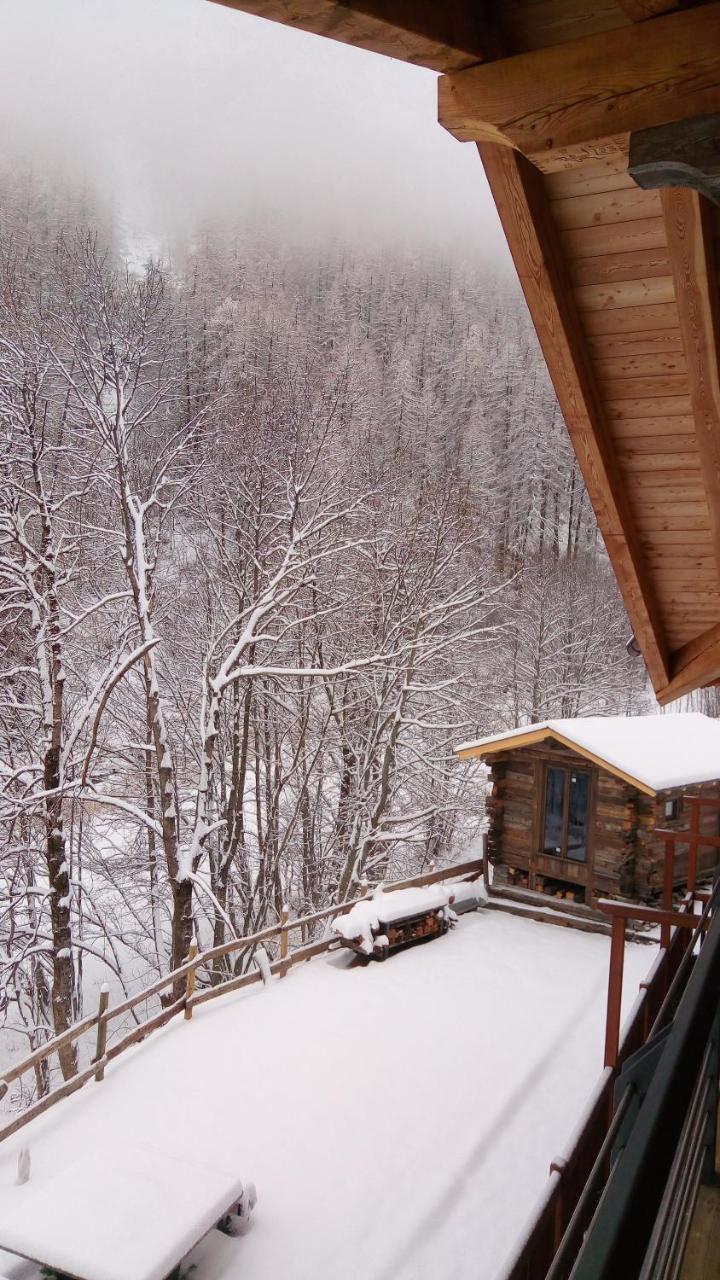 Nuit A Pleiney Bed & Breakfast Saint-Rhemy-En-Bosses Exterior photo